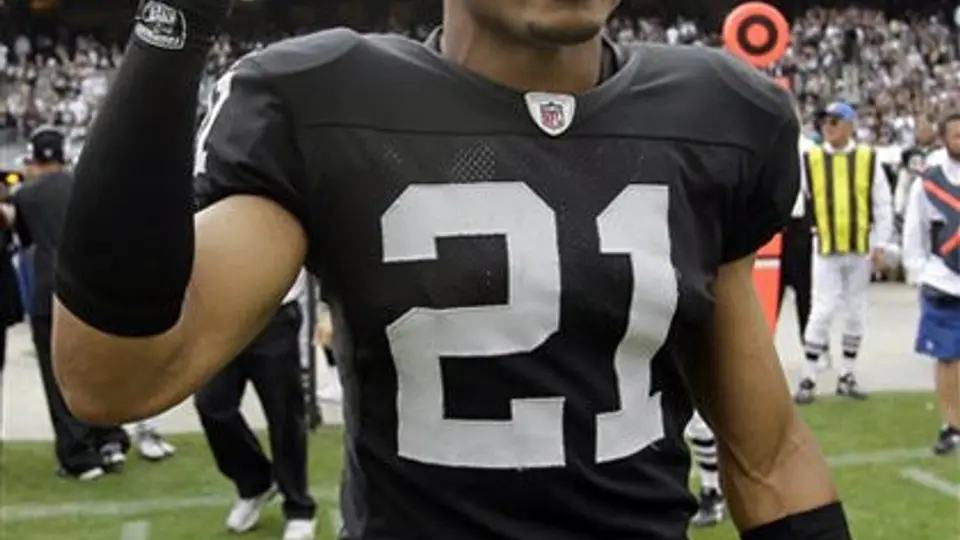 Asomugha firmó con Filadelfia