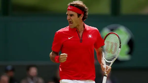 Federer vence a Davydenko y avanza a dieciseisavos en Australia