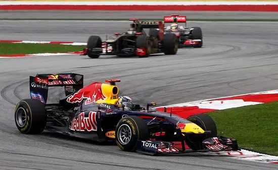Vettel, con autoridad, gana el GP de Malasia