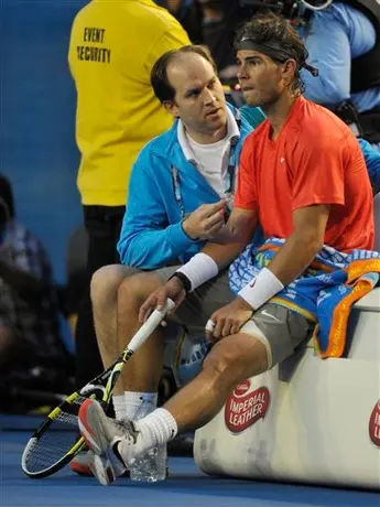 Lesionado, Nadal cae ante Ferrer en Australia