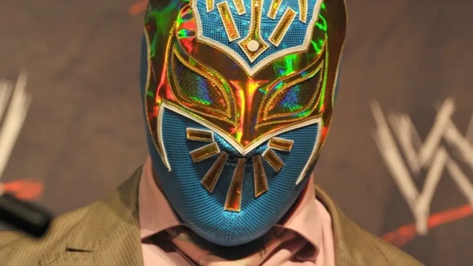 Debuta Sin Cara en RAW