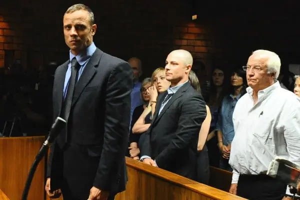 Hermanos Pistorius tendrán audiencia el mismo día
