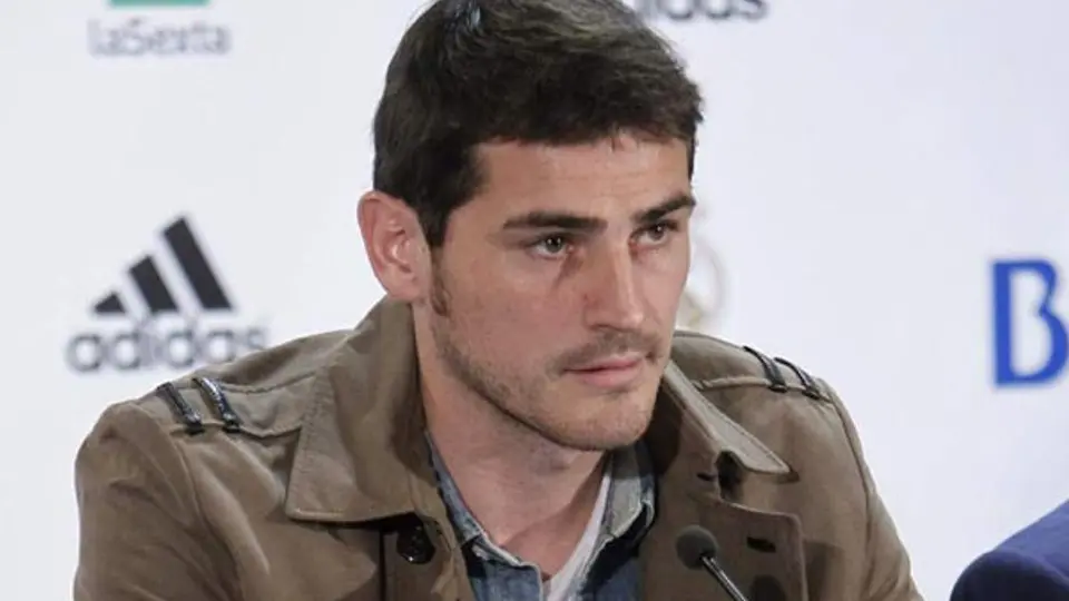 Casillas trabaja para recuperar el puesto
