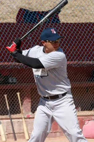 Adan Amezcua reportó con Sultanes y quiere su lugar detrás del plato