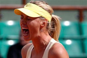 Sharapova manda callar al público francés