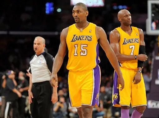 Ron Artest, suspendido para el tercer partido con 'Mavs'