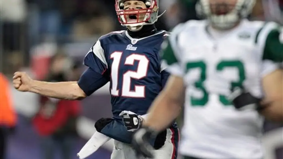 Patriotas aplasta 45-3 a los Jets de Sánchez