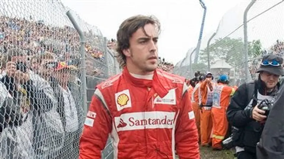 Alonso y Ferrari no bajan los brazos por el título