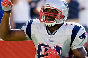 Randy Moss se retira del futbol americano