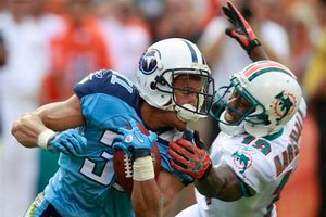 Delfines vence 29-17 a Tennessee y logra primera victoria como local