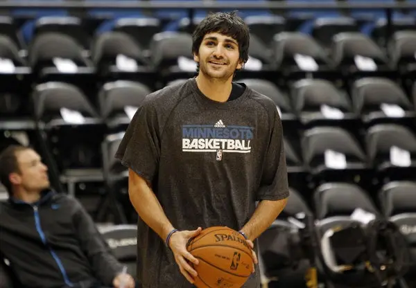 Ricky Rubio y Kevin Love descartados para duelo ante Portland