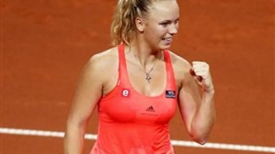 Wozniacki avanza a la Final de Stuttgart