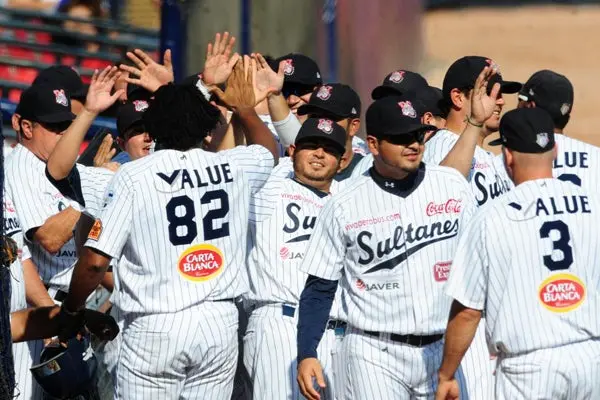 Sultanes da paliza esperanzadora a Diablos