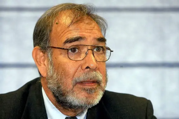 Ratifican a Manuel Sáenz como presidente de la FMB