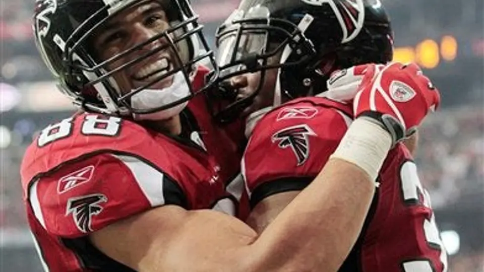 Con gol de campo de Bryant, Atlanta vence 20-17 a Empacadores