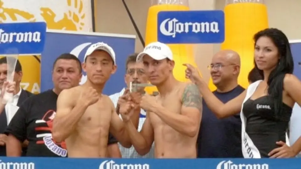 Cázares y Badillo, por el KO en Mazatlán