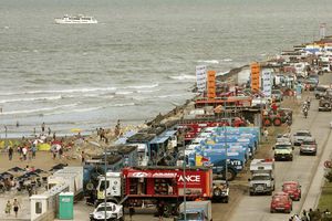 Joven cae 10 metros en el rally de Dakar