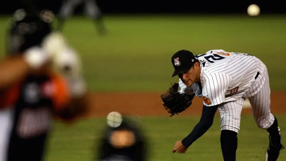Pierde Sultanes la racha luchando hasta el final