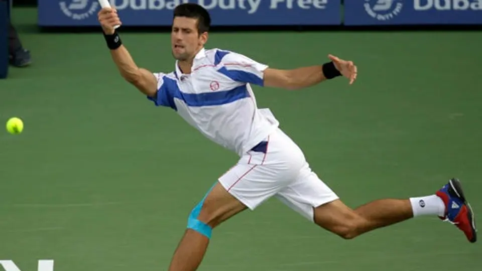 Federer y Djokovic se enfrentarán en la final en Dubai
