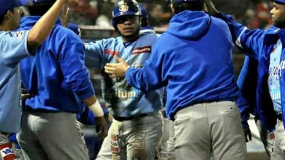 Yaquis gana y está a una victoria de lograr el título