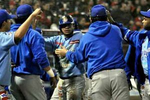 Yaquis gana y está a una victoria de lograr el título