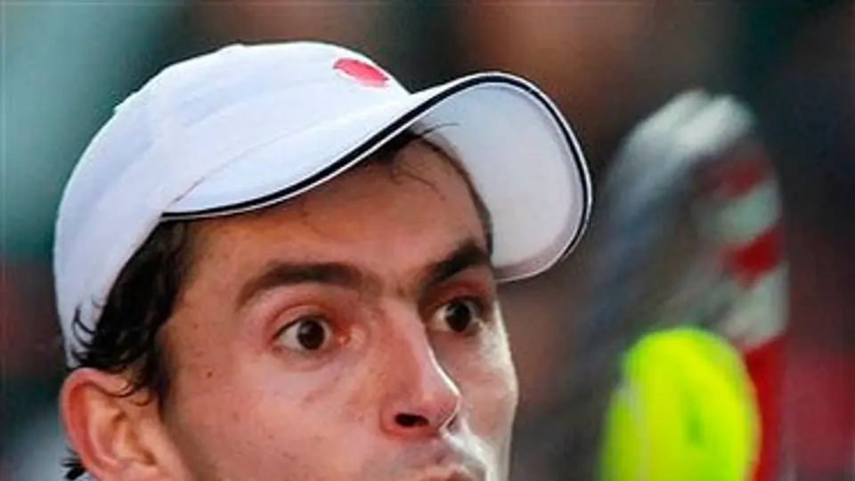 Nadal y Giraldo avanzan a tercera ronda en Shangai