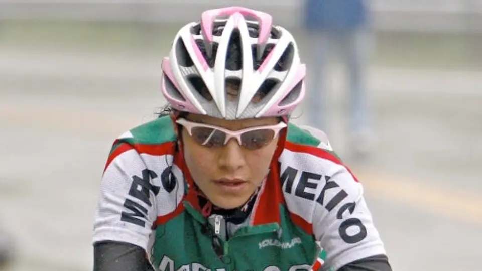 Se accidenta ciclista mexicana al entrenar en JP