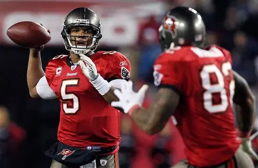 Tampa Bay gana y mantiene posibilidades de postemporada