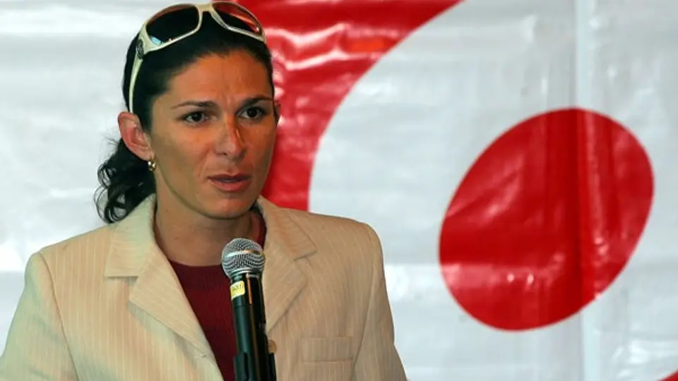 Ana Guevara reconoce adeudo y confía en solucionar disputa