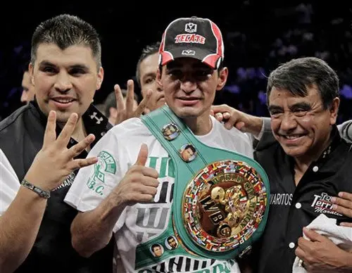 'Terrible' Morales consiguió el tetracampeonato