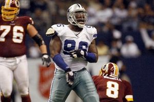 Los Vaqueros pierden a su ala defensiva titular, Marcus Spears
