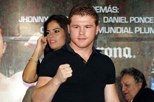 Canelo ya no compartirá función con Mayweather