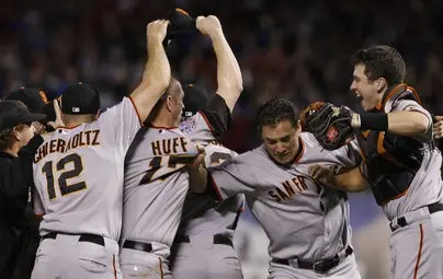 MLB da 300 mil dólares a jugadores de Gigantes por ganar Serie Mundial