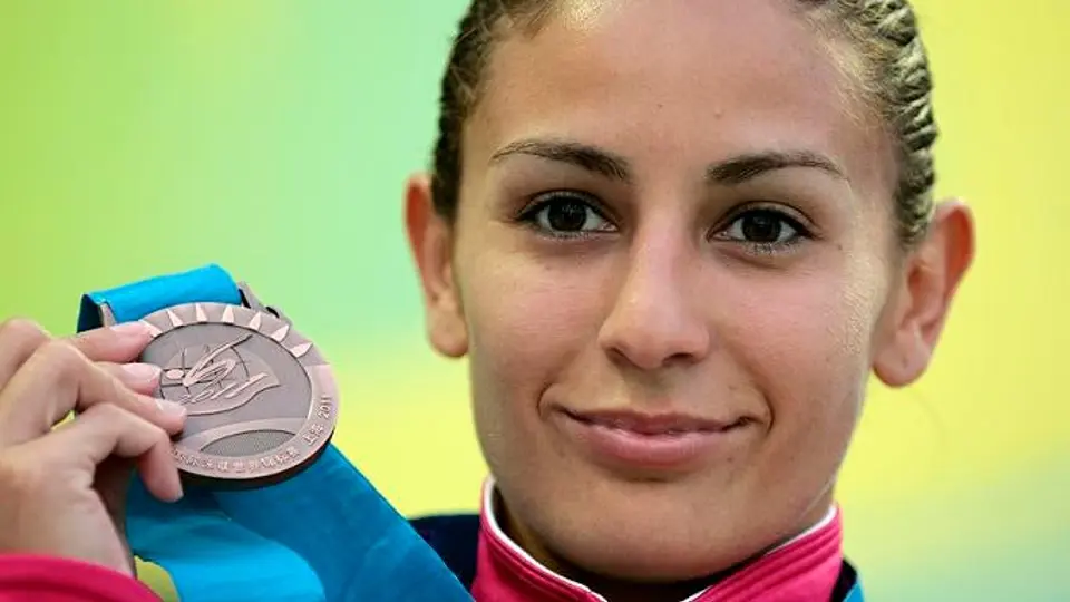 Paola Espinosa gana medalla de bronce