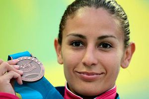 Paola Espinosa gana medalla de bronce