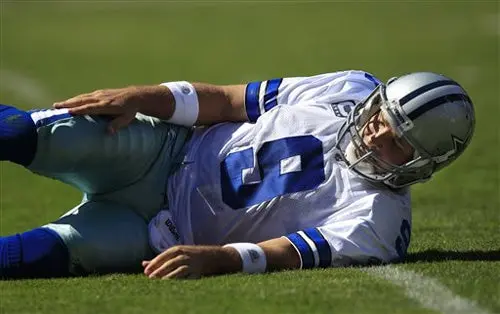 Romo jugaría con una costilla rota y un pulmón perforado