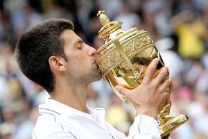Djokovic estrena trono ATP; rompe hegemonía Federer-Nadal