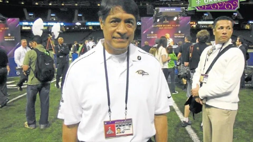 Juan Castillo, un 'mexicano' en el Super Bowl