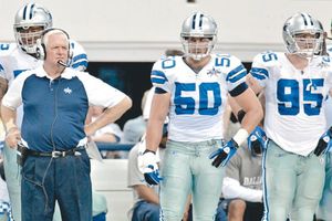 Vaqueros de Dallas, envueltos en un caos en la temporada