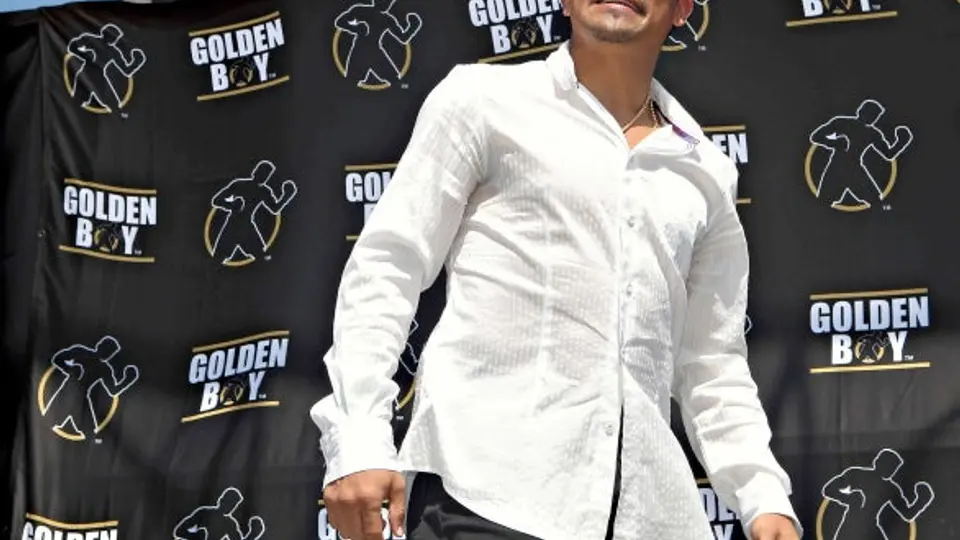 Ofrecen cinco mdd a Márquez para enfrentar a Pacquiao