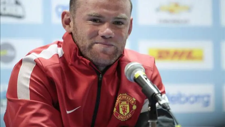 Rooney continúa con molestias y es baja 15 días más