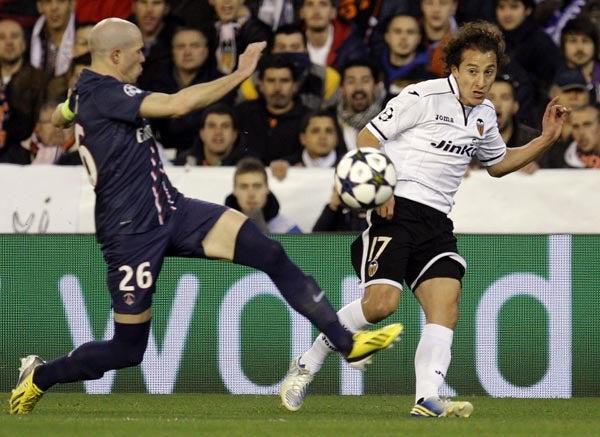 Andrés Guardado jugó como lateral | EFE