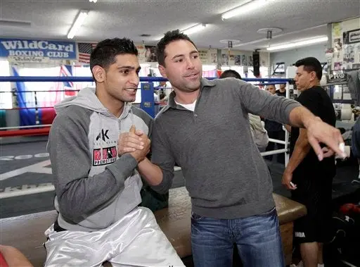 De la Hoya, dolido con Mosley por abandonar Golden Boy Promotions