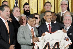 Obama recibe a los Gigantes, Campeones de la Serie Mundial