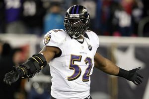 Ray Lewis quiere retirarse en lo más alto