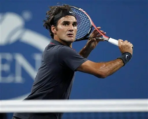 Federer y Sharapova cumplen en el US Open