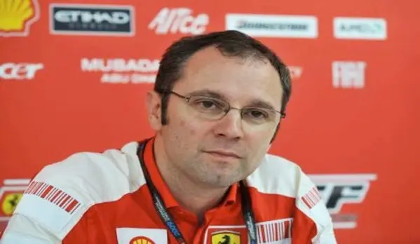 Ferrari sustituye a Dyer por el error que le costó título a Alonso