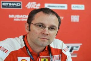 Ferrari sustituye a Dyer por el error que le costó título a Alonso