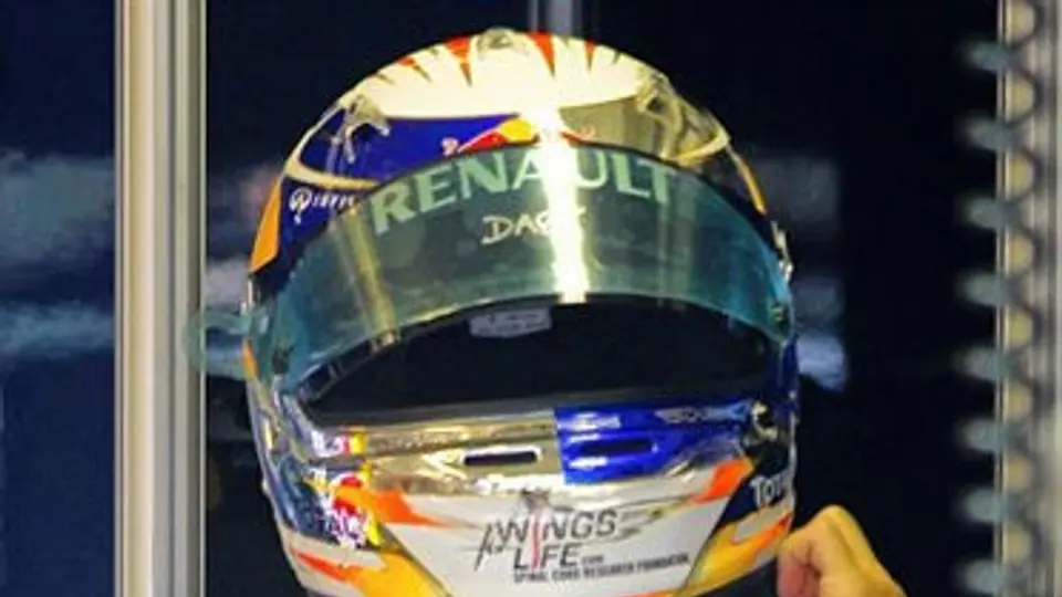 Vettel agradecido con su equipo por la 'pole' obtenida