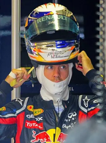 Vettel agradecido con su equipo por la 'pole' obtenida